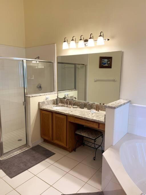 Minutes To Disney! Spacious Home W/ Private Pool, Themed Rooms! Orlando Ngoại thất bức ảnh