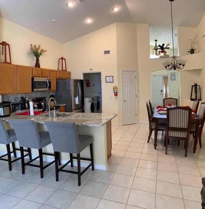 Minutes To Disney! Spacious Home W/ Private Pool, Themed Rooms! Orlando Ngoại thất bức ảnh